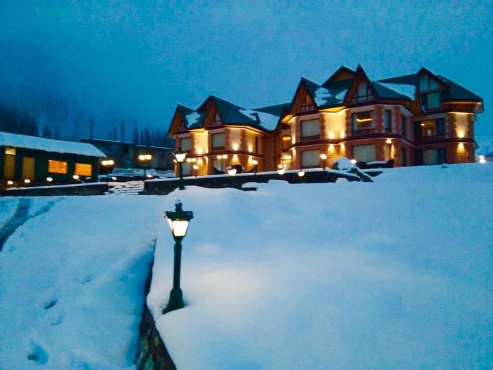 Hotel Village Walk Sonāmarg Kültér fotó
